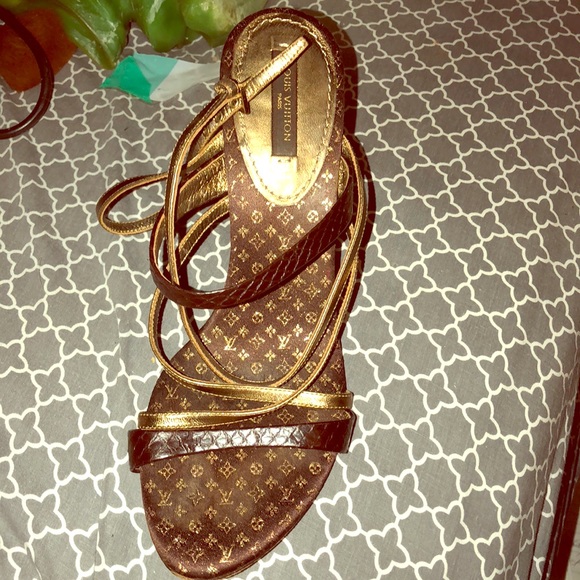 Louis Vuitton strappy heels - Picture 1 of 2